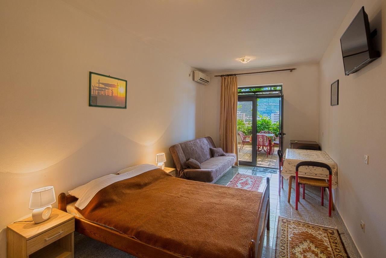Guest house Madra Budva