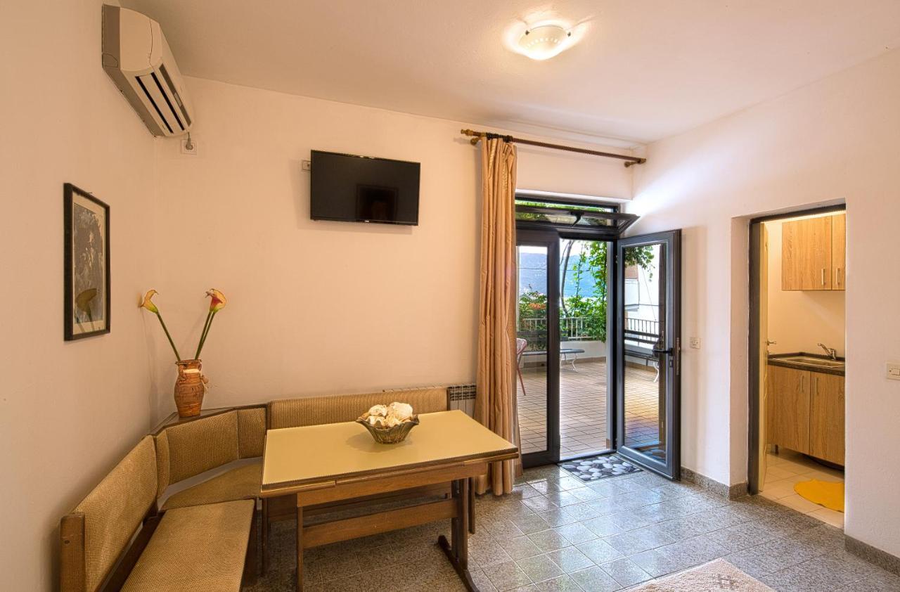 Guest house Madra *